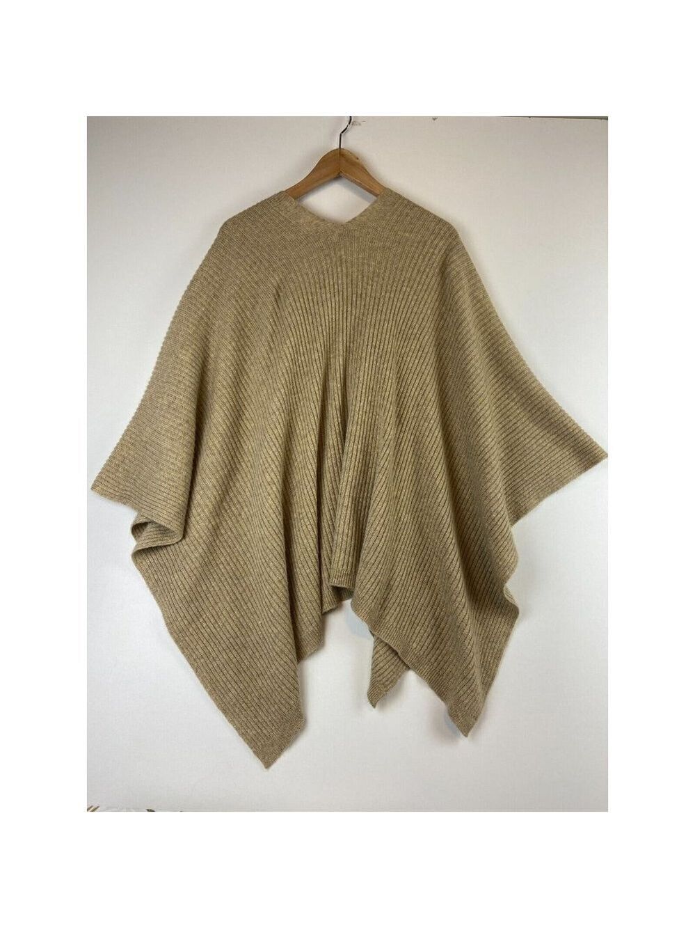 Reitmans Women's Beige Sweater Poncho One Size - Picture 2 of 9